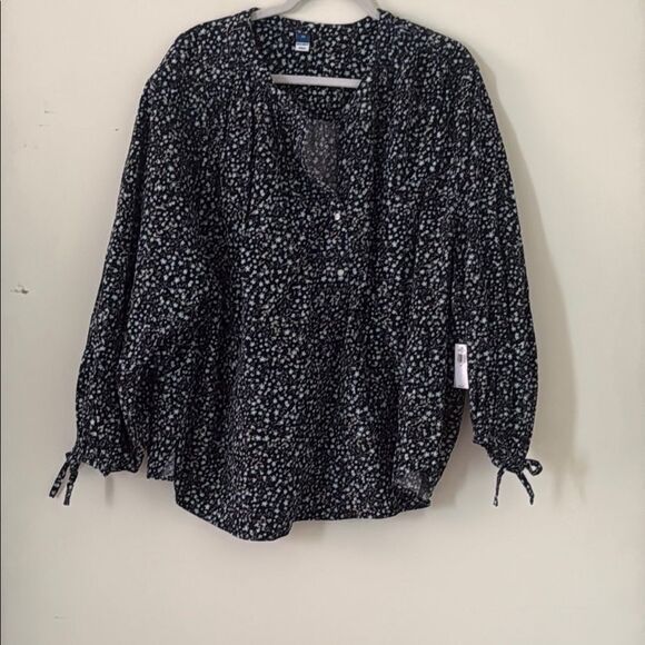 Old navy plus size Floral long sleeves Blouse 3x NWT - Picture 1 of 9